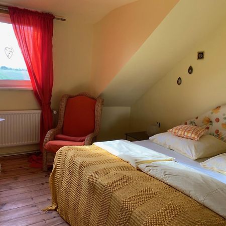 Vierseitenhof Hasenfelde - Ferienwohnung Feldblick Steinhofel Eksteriør bilde